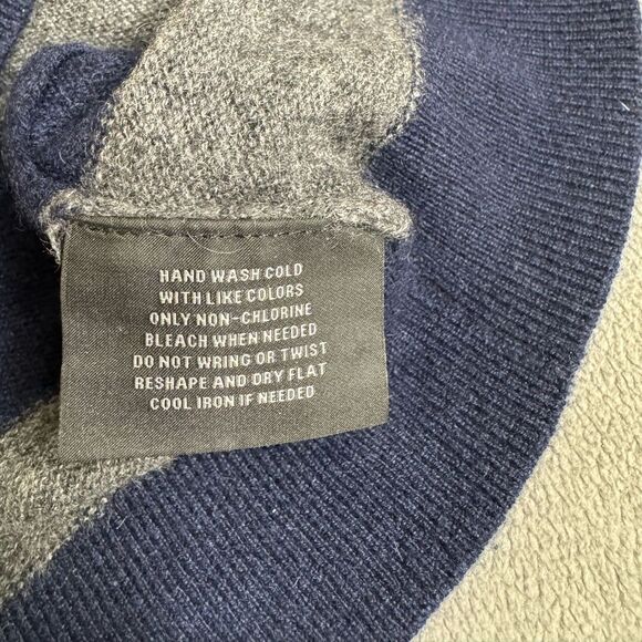 Bloomingdale's Women's Pure 100%Cashmere Sweater in Blue Grey Stripe Size L - Picture 8 of 16